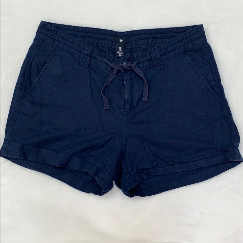 Loose fitting navy shorts